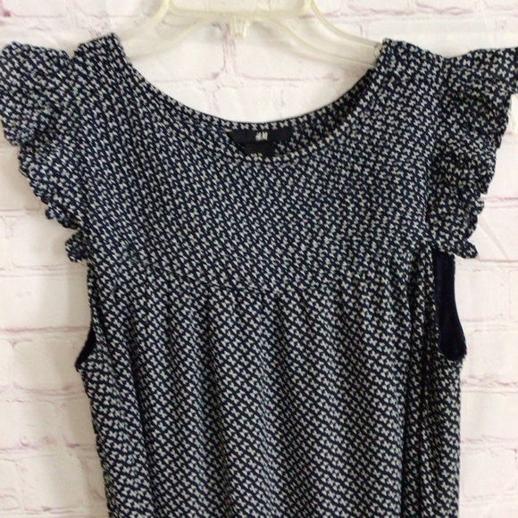 H&M Blue and White Flutter Sleeve Fully Lined Dress - Size 6 - Picture 2 of 9